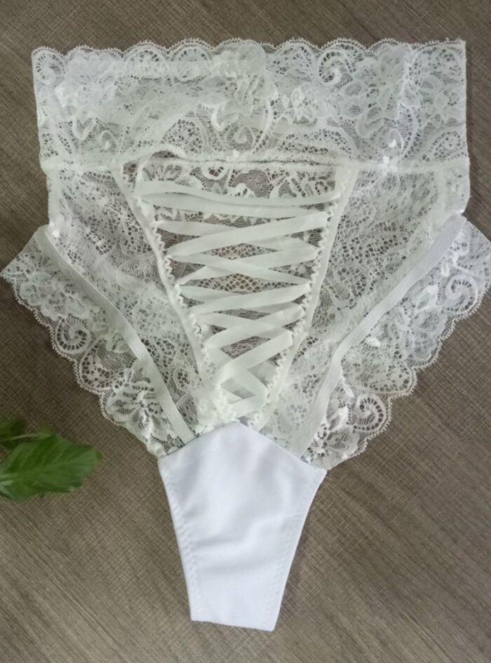 package hip hollow triangle lace panties